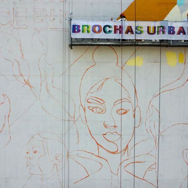 Palacio de Hierro - Brochas Urbanas